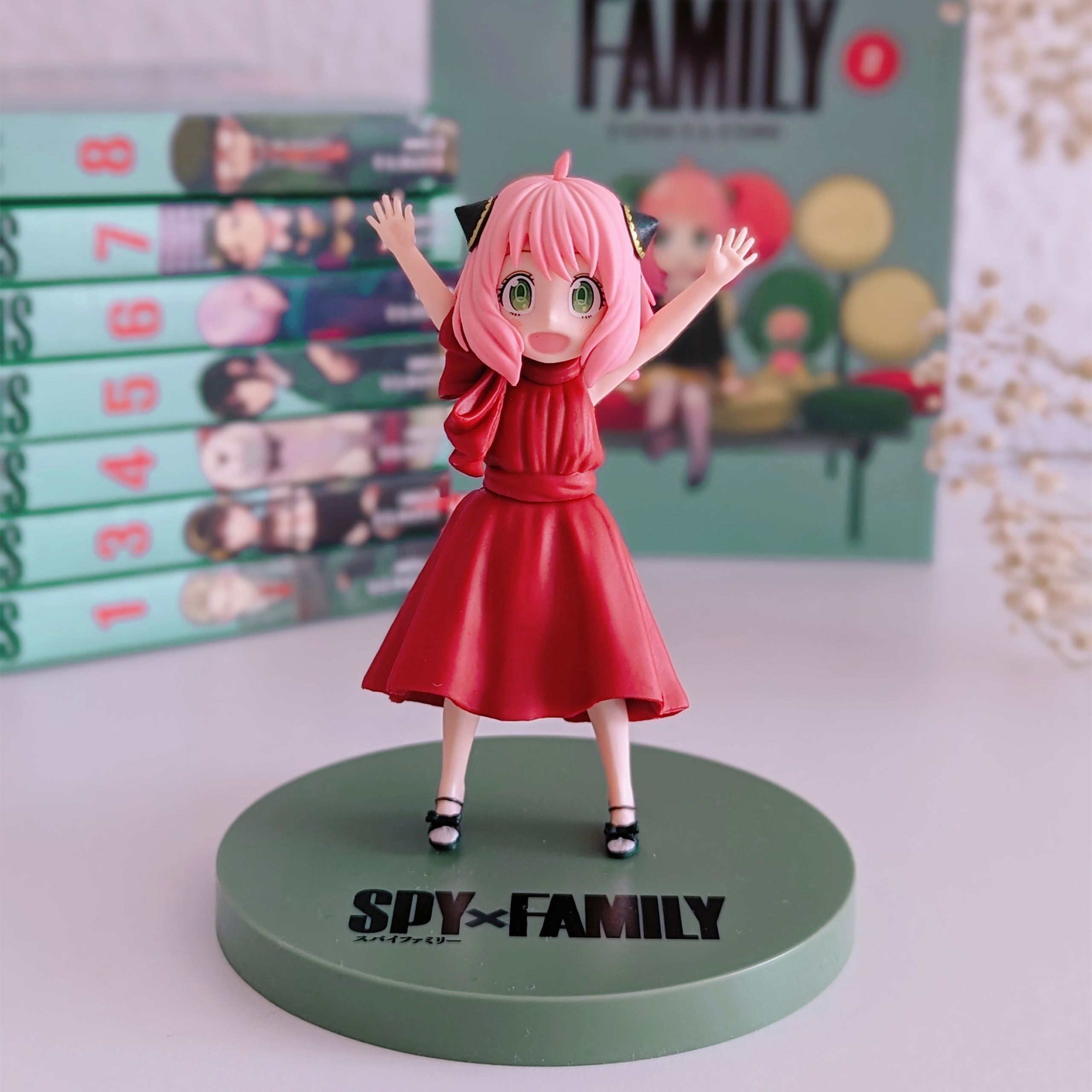 Spy x Family - Figurine Anya Forger Version Fête