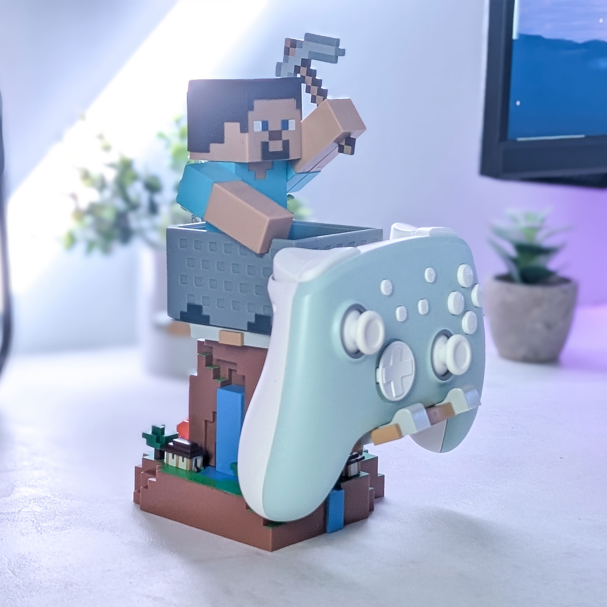 Minecraft - Steve Cable Guy Figure