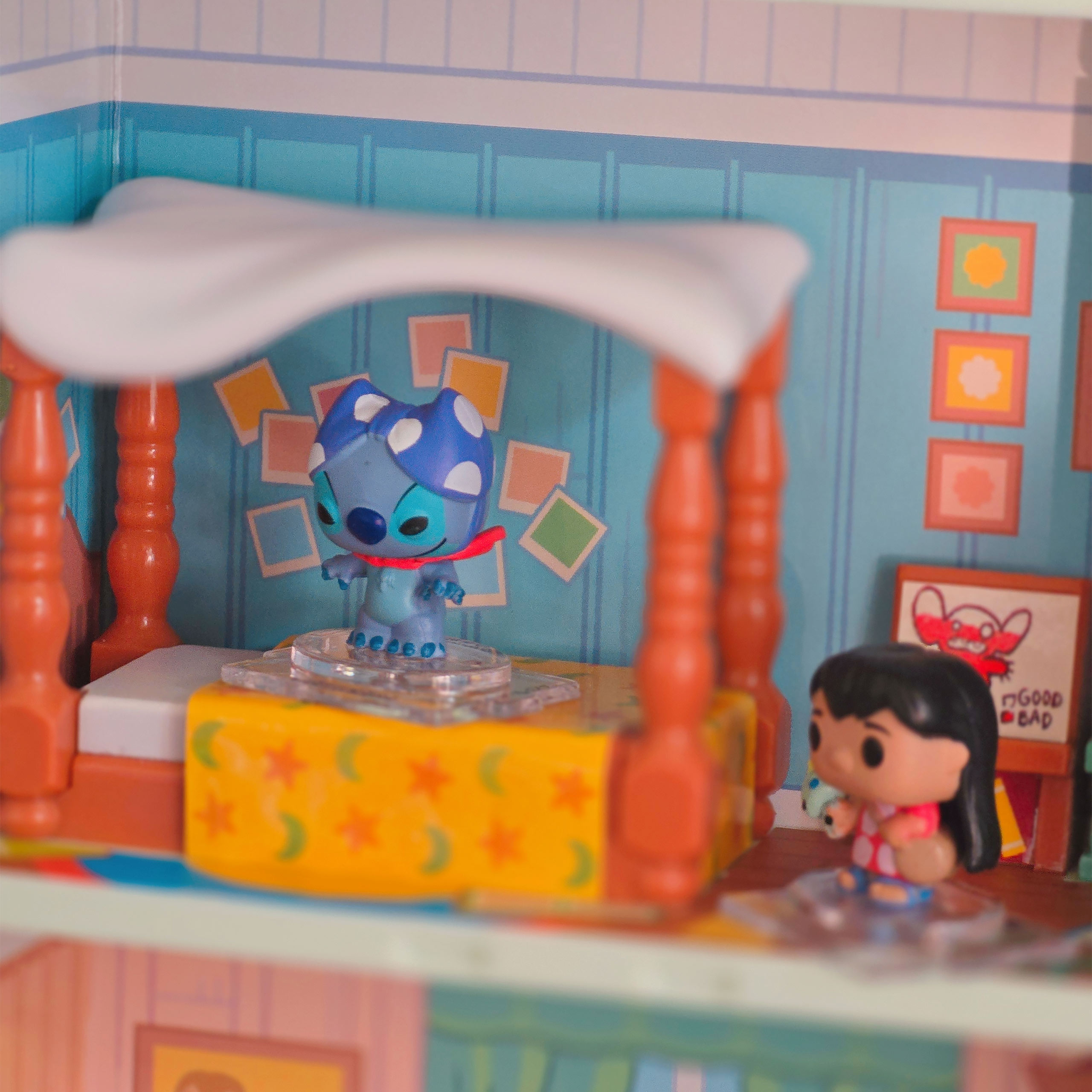 Lilo & Stitch - Lilos Home Funko Bitty Pop Display mit 2 Figuren