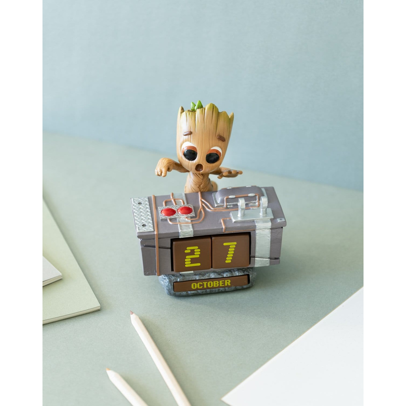 Marvel Calendario eterno 3D Groot Death Button 12 cm