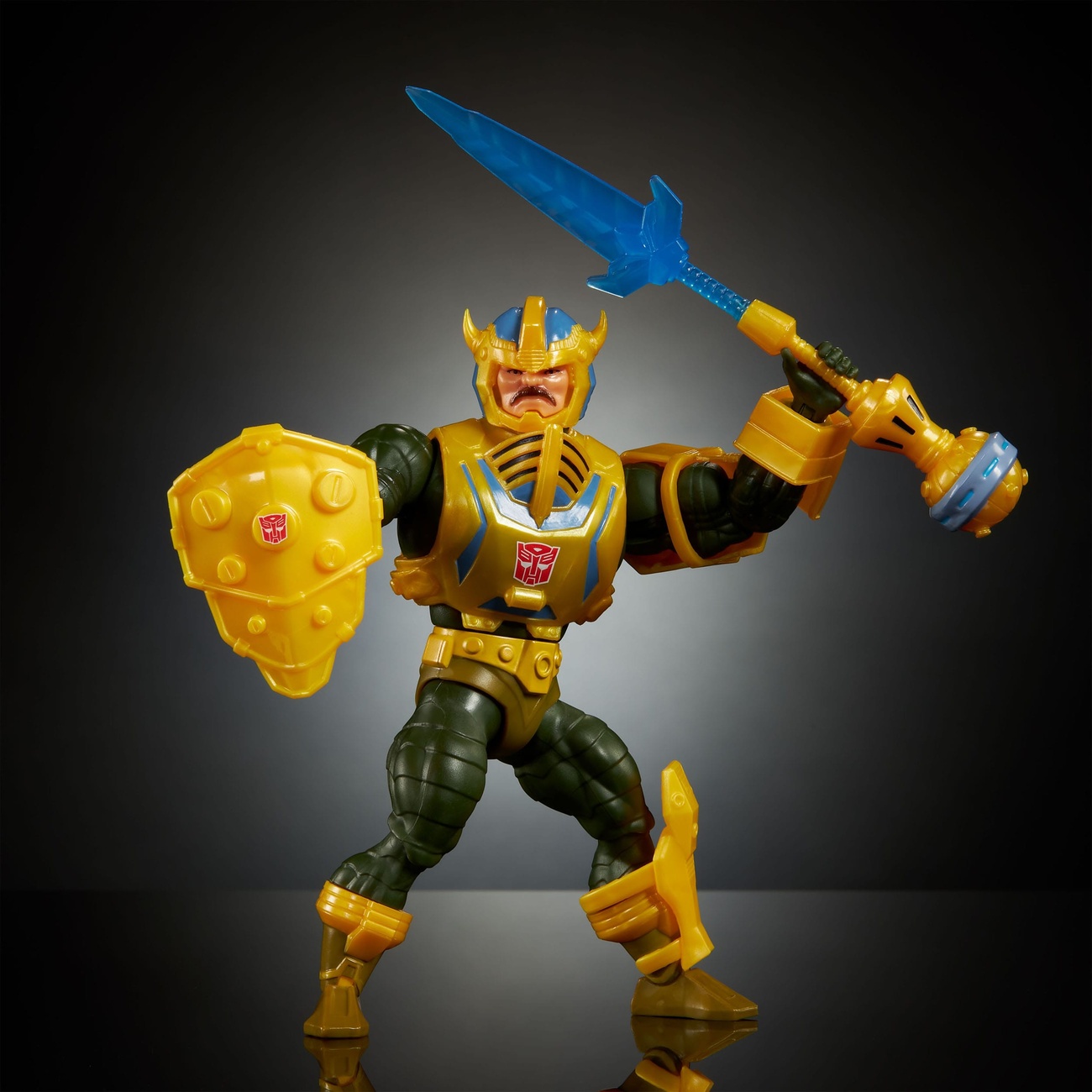 Masters of the Universe x Transformers actiefiguur Bumblebee Armor Man-At-Arms heo Europese Exclusive 14 cm