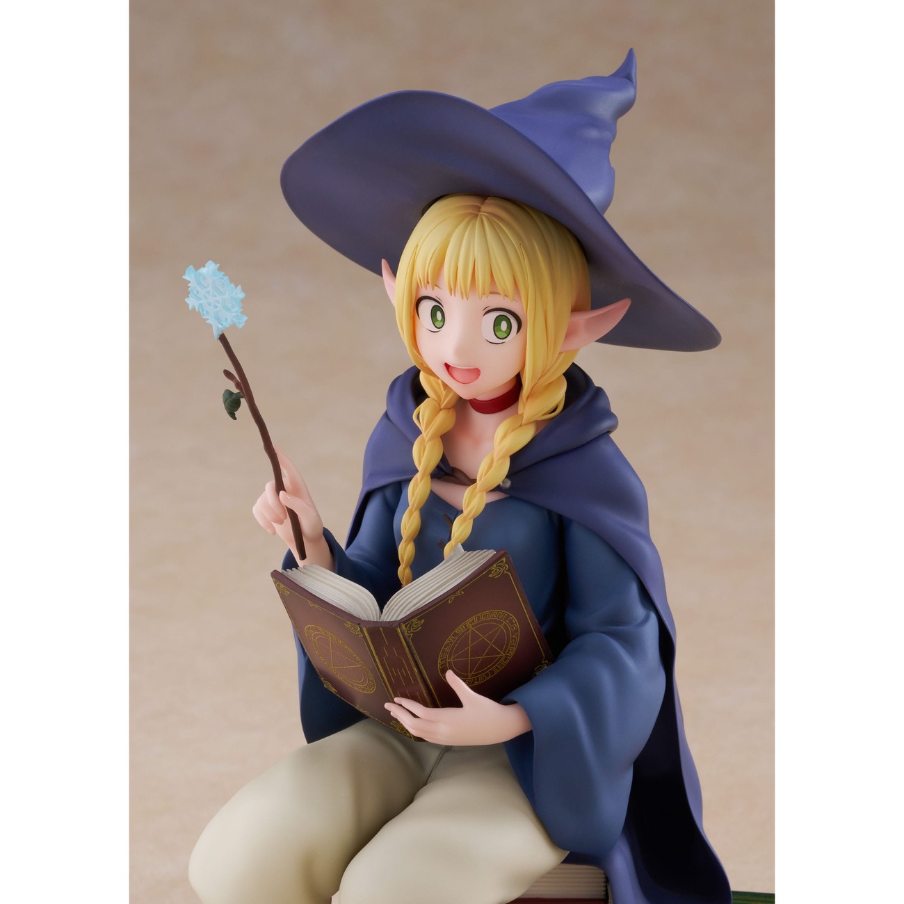 Delicious in Dungeon PVC-figuur 1/7 Marcille Student Ver. AmiAmi Limited Edition 19 cm