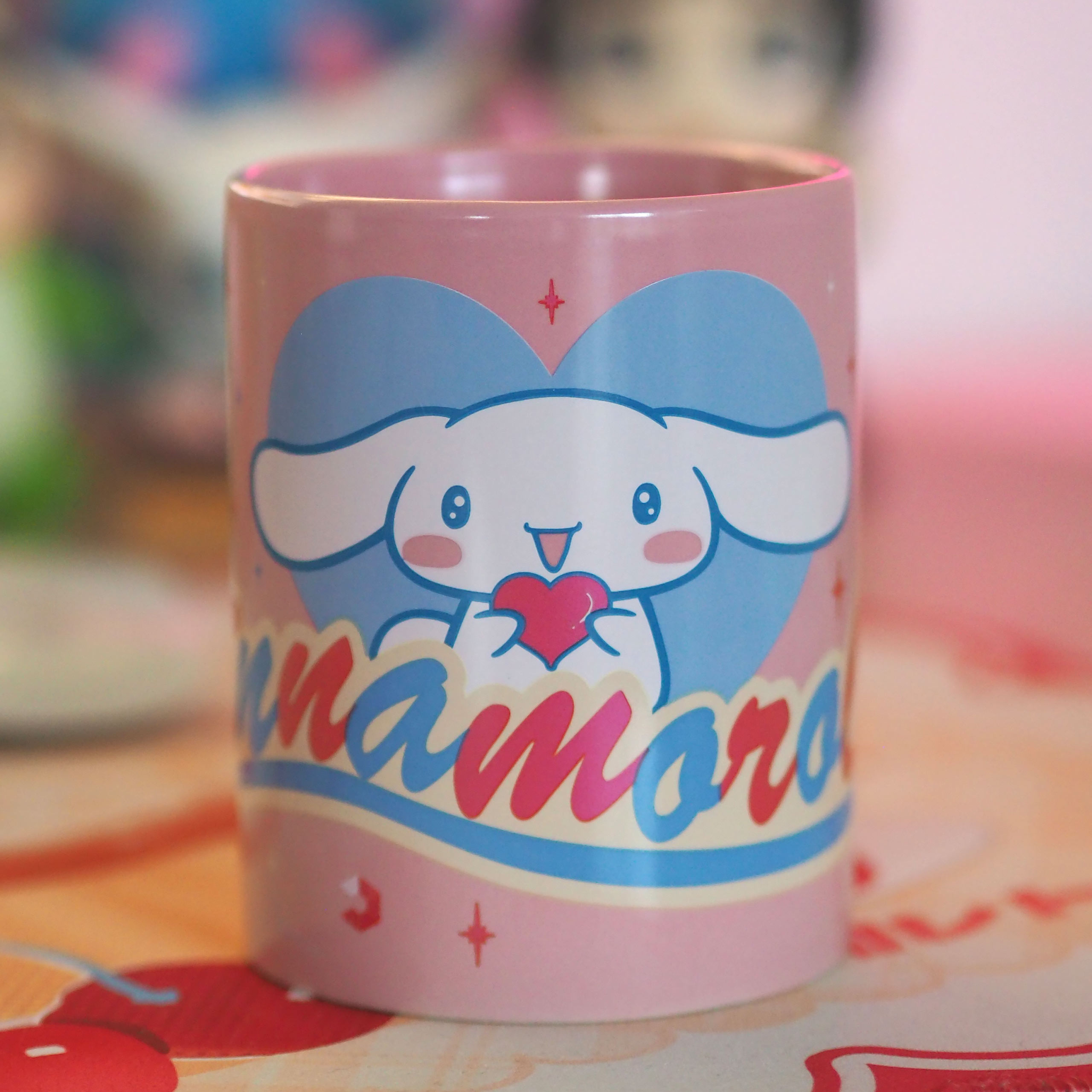 Hello Kitty - Mug Cinnamoroll avec housse en peluche