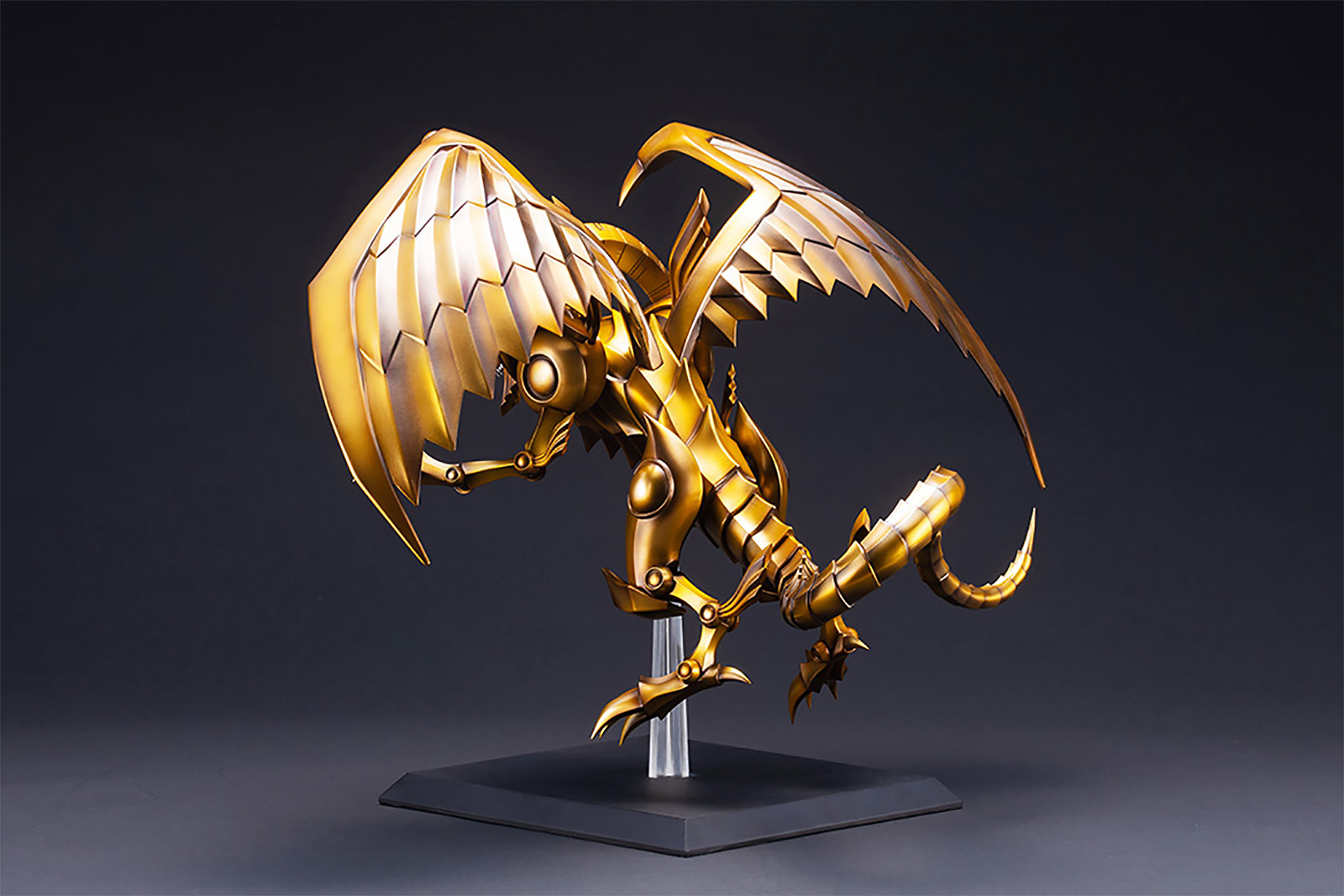 Yu-Gi-Oh! - De Gevleugelde Draak van Ra Egyptische God Standbeeld