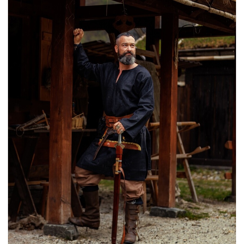 Średniowieczna wełniana tunika wikingów Olvisson czarna