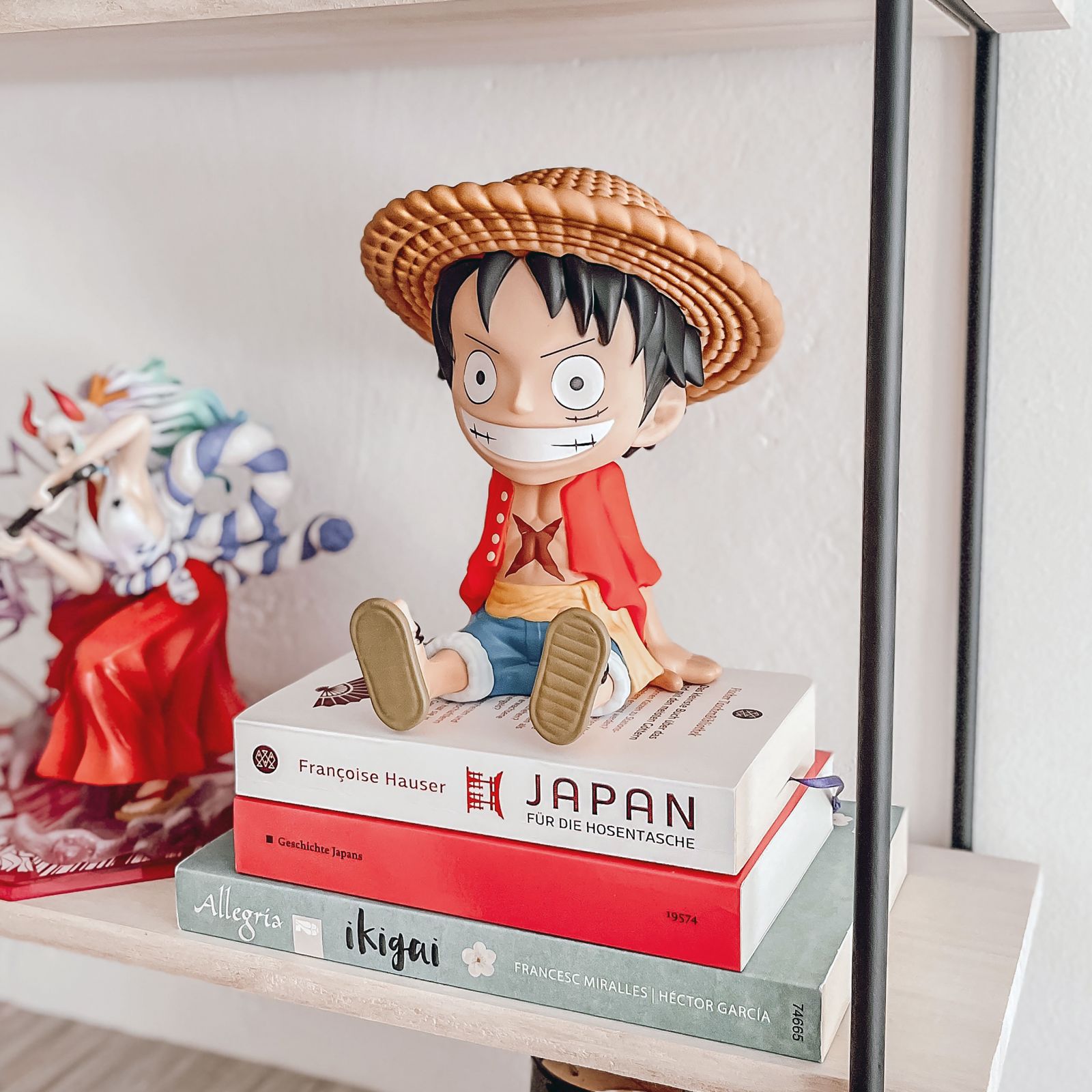 One Piece - Monkey D. Luffy Money Box | Elbenwald