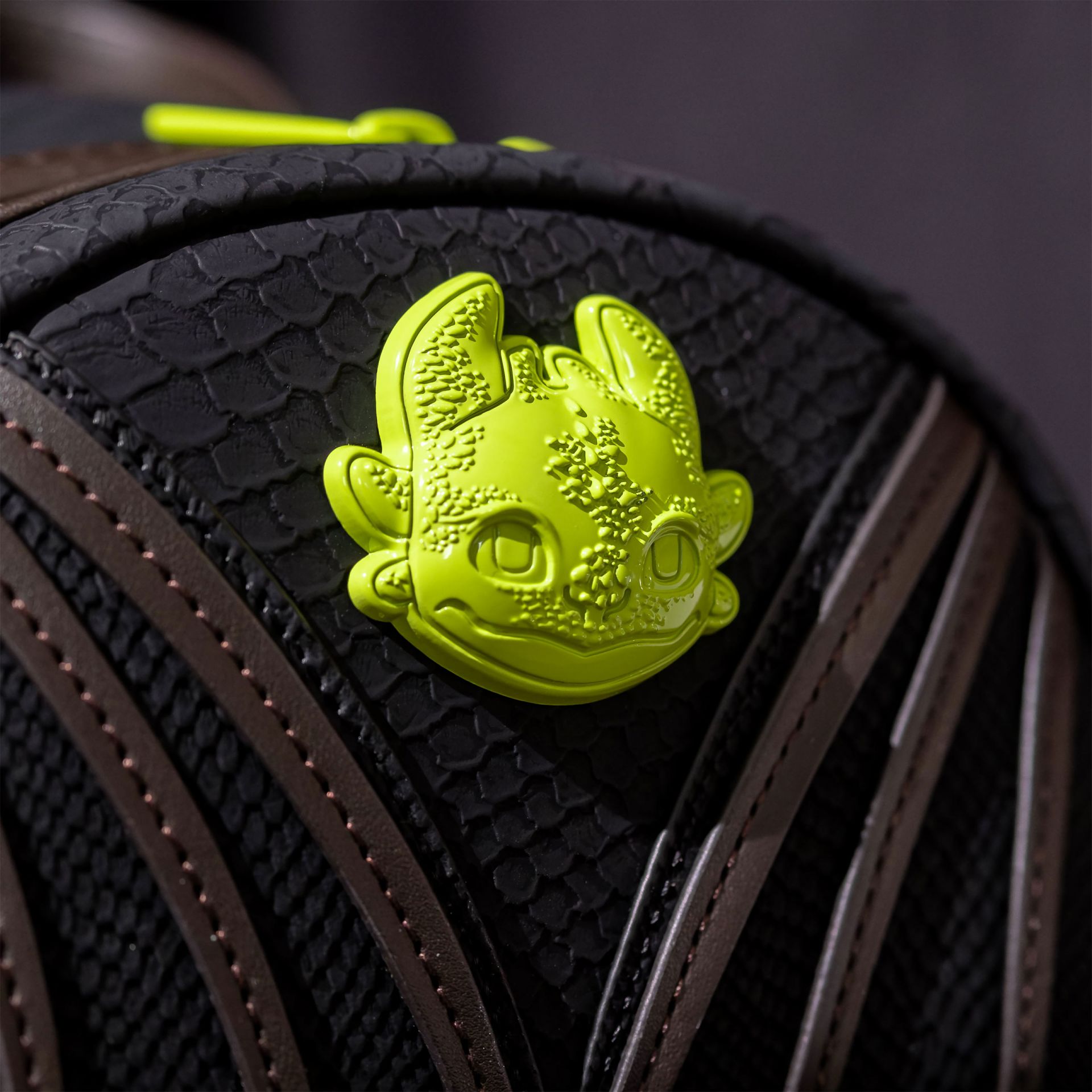 How to Train Your Dragon - Toothless Mini Backpack | Elbenwald