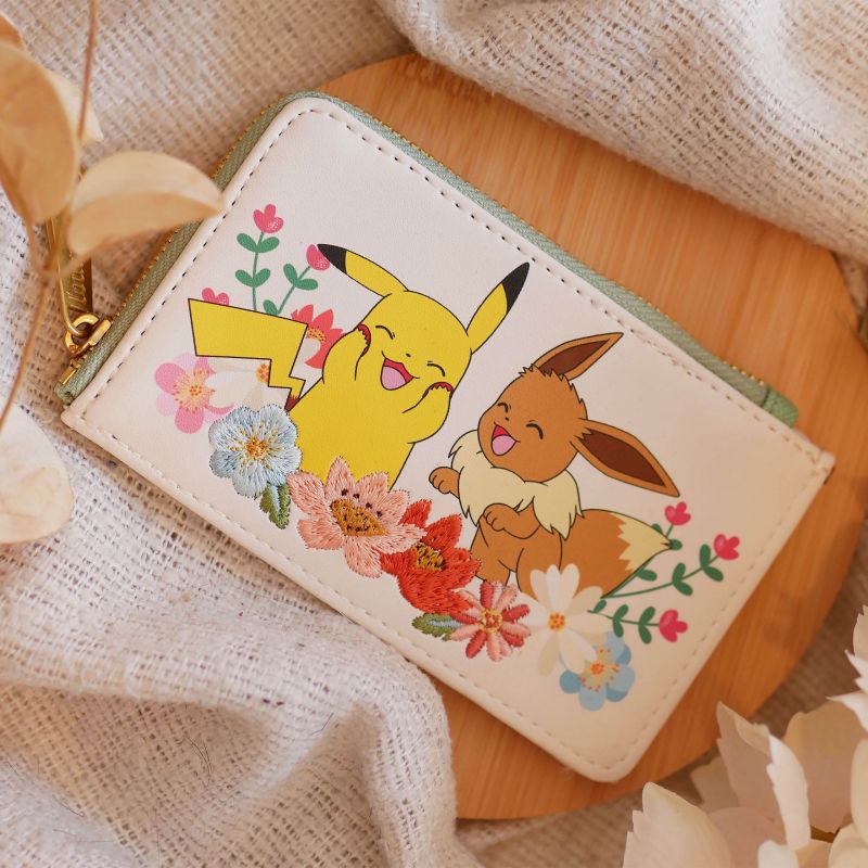 Pokemon - Pikachu and Eevee Floral Wallet | Elbenwald