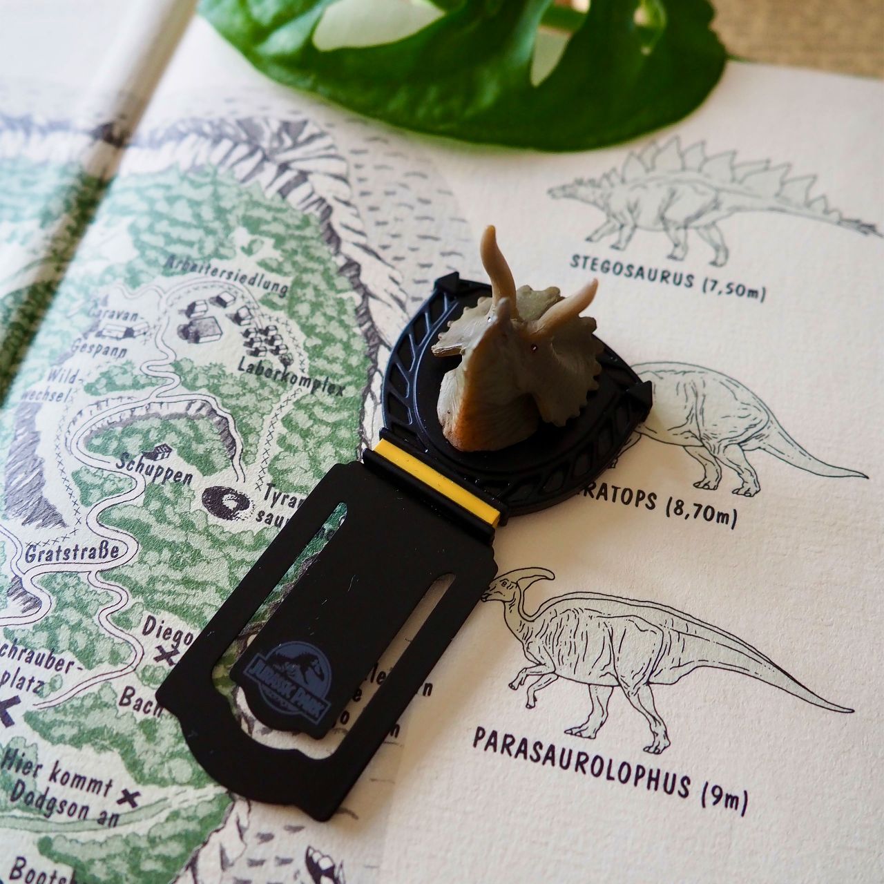 Jurassic Park - Dinosaur Bookmark Set | Elbenwald