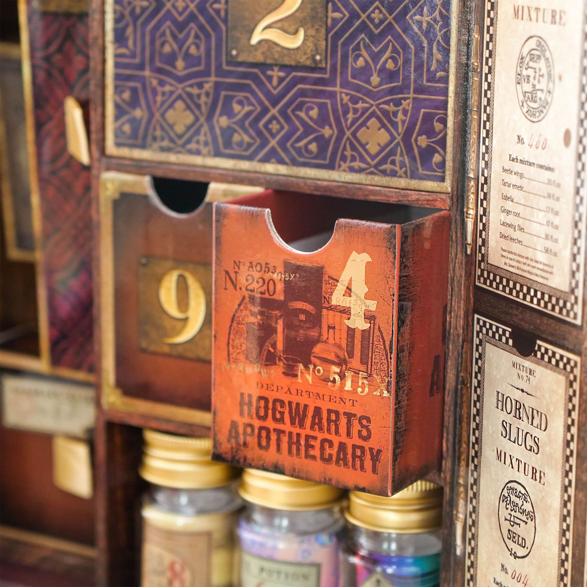 Harry Potter Geschenkbox Größe M - Hogwarts Kofferraum Design